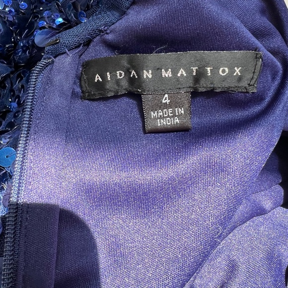 AIDAN MATTOX ROYAL BLUE BATEAU NECK LONG SLEEVE SEQUINED COCKTAIL DRESS - Picture 12 of 15